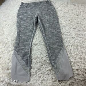 Lululemon Wunder Under Crop II (Special Edition) *Scallop 23" Wee Are From Space